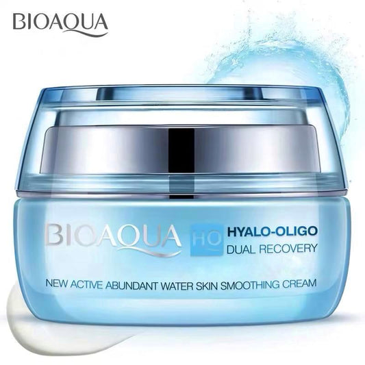 BIOAQUA - Dagkräm med Hyaluronsyra och Körsbärsblomma